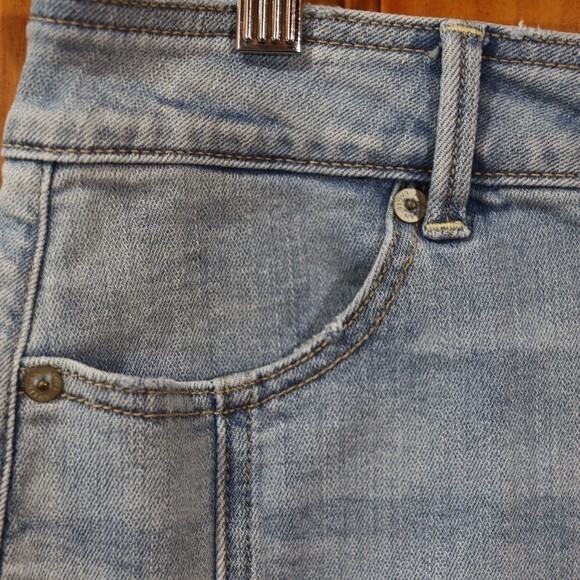 American Eagle Denim Mini Skirt 4 - Picture 4 of 10